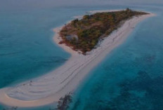 Pulau Lantigiang Disambangi Kapal Pesiar Mewah, Wisatawan Nikmati Surga Tersembunyi di Sulawesi Selatan