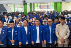Joncik Muhammad Lantik DPC dan Relawan PAN Palembang, Targetkan Kemenangan Pemilu 2029