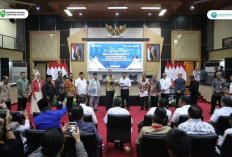 Sekolah Swasta Wajib Gratis, Siapa yang Bayar?