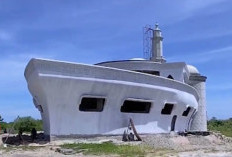 Megah dan Unik! Masjid Alfauzan, Kapal Pesiar di Tengah Sawit Padang Pariaman