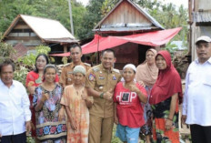 Pj Bupati Tinjau Lokasi Dampak Angin Puting Beliung