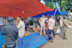 Tiga OPD Tertibkan Lapak Membandel di Terminal Nendagung
