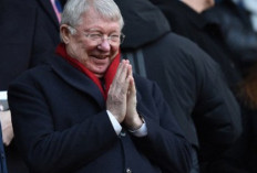 Sir Alex Ferguson Tawari Paul McGrath Rp2 Miliar agar Pensiun dari Sepak Bola