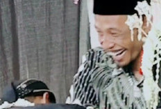 Momen Lucu di Sungkeman Pernikahan: Menantu dan Mertua Viral Karena Tertawa Bersama