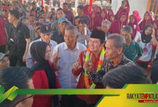 Ribuan Massa Karang Dalam Sambut Paslon YM-BM, Yulius Maulana Janjikan Lahat Lebih Baik