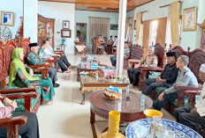 Silaturahmi ke Rumah Mantan Wali Kota Pagaralam