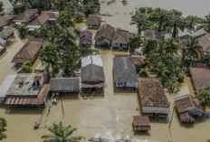 Pagi Lebaran Warga Kota Jambi Diterjang Banjir, Pemerintah Didesak Bertindak Cepat