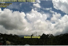 Gunung Dempo Kembali Erupsi /// Ketinggian Kolom Abu Capai 3.500 Meter