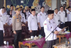 Pengukuhan Perpanjangan Masa Jabatan Kepala Desa dan Ketua TP PKK Desa di Kabupaten Mura Tahun 2024