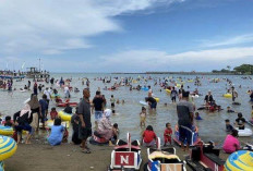 Pantai Bali Indramayu Diserbu Wisatawan, Libur Lebaran Makin Seru!