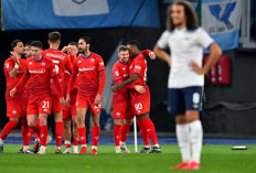 Fiorentina Tundukkan Lazio di Stadio Olimpico, Kebangkitan yang Menghidupkan Asa Empat Besar!