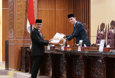 Sampaikan Jawaban Eksekutif di Rapat Paripurna Dewan