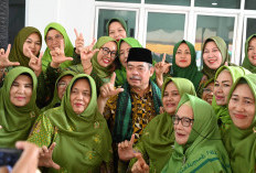 Bupati Lahat Hadiri Pelantikan Muslimat NU Jarai
