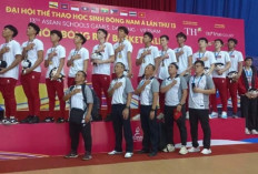 Tim Basket Putra Indonesia Mencetak Sejarah dengan Emas Pertama di ASEAN School Games 2024