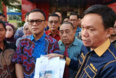 Joncik Muhammad Datangi Polda Sumsel  /// Laporkan Akun Facebook Penyebar Hoax