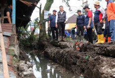 Bersihkan Gorong-gorong Biang Pemicu Banjir