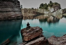 Danau Biru Pengaron: Keindahan Alam Tersembunyi di Kalimantan