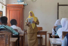 Kabar Baik! Pemerintah Siapkan Bantuan Tunai untuk Guru Non-ASN Mulai Juli