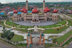 Menelik Jejak Spiritualitas: 4 Rekomendasi Wisata Religi di Aceh Barat