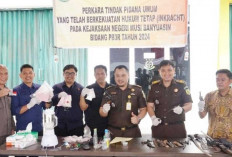 Kejari Muba Musnahkan Barang Bukti dari 110 Perkara