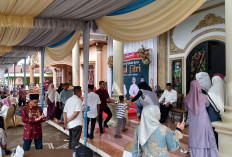Bupati Muba H M Toha Gelar Open House di Kediaman Pribadi