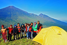 Wajib Masuk Bucket List! 5 Bukit Pendakian Paling Favorit di Sembalun Lombok