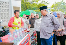 Bupati dan Wakil Bupati Lahat Buka Pasar Ramadan