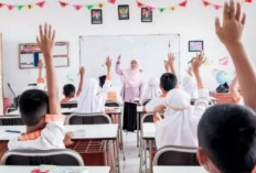 Kemendikdasmen Sediakan 150 Ribu Beasiswa Guru D4 S1 untuk Tingkatkan Kualitas Pendidikan