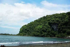 Melihat Pantai Sodong, Destinasi Wisata Alam Populer di Kabupaten Cilacap