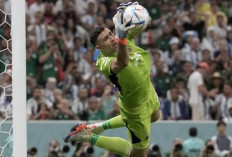 Emiliano Martinez Berharap Otamendi Kembali Pimpin Argentina