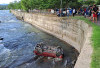 Mobil Nyemplung di Sungai Lematang, Sopir Luka Ringan