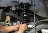 Shockbreaker Rusak, Ancaman Nyata untuk Keselamatan dan Kenyamanan Berkendara