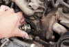 Mobil Cepat Overheat? Mungkin Karena Thermostat Dicopot!