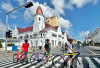 3 Tempat Wisata Paling Hits di Surabaya 2025, Cocok untuk Liburan Keluarga dan Healing!