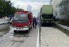 Truk Box Hino Terbakar di Tol Terpeka