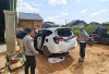 Kembali Peluru Nyasar Pecahkan Kaca Belakang Mobil Warga