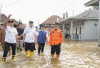 Bupati Muba Tinjau Lokasi Banjir di Kecamatan Sanga Desa