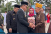 Hari Pahlawan 2025, Bupati Joncik Muhammad Beri Tali Asih dan Penghargaan kepada Veteran
