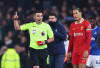 Wasit Michael Oliver Dikecam, Liverpool Meradang