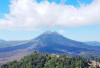 Gunung Batur, Surga Pendaki Pemula dengan Pesona Sunrise di Atas Awan
