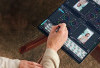 ASUS Bikin Laptop Dua Layar Serasa Satu Panel! Engsel Baru Zenbook Duo di CES 2026 Ini Bikin Kreator Tercengan