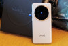 Vivo X200 Resmi Rilis: Kamera ZEISS, Dimensity 9400, dan Baterai Raksasa 6000mAh!