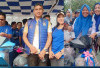 Dua Ibu Rumah Tangga Ketiban Durian Runtuh di HUT PAN ke-27 Empat Lawang, Dapat Doorprize Motor Listrik